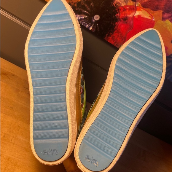 Coach Floral Pointed Toe High Top Sneakers Shoes! - Picture 5 of 6